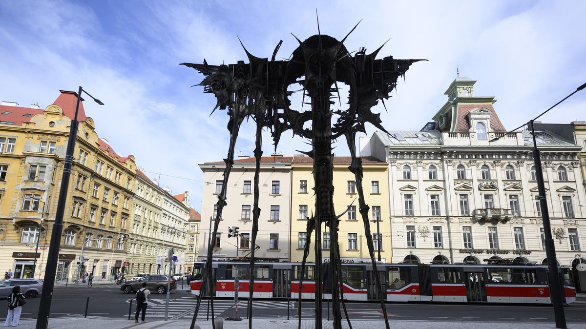 Výstava připomíná sochaře Veselého, který překonal rodinnou tragédii